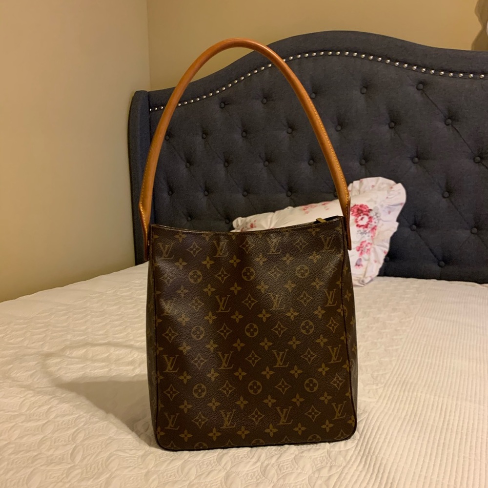 Louis Vuitton Looping GM